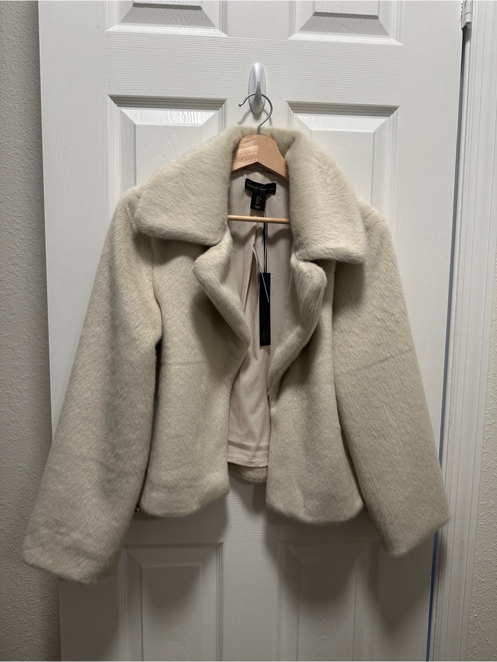 House of Harlow 1960 Cream Teddy Jacket